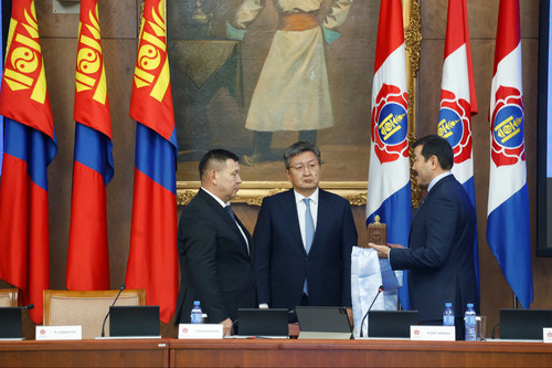 ubpress/image/2025/11/10/453zx5yu5mx2tp2i/УИХ